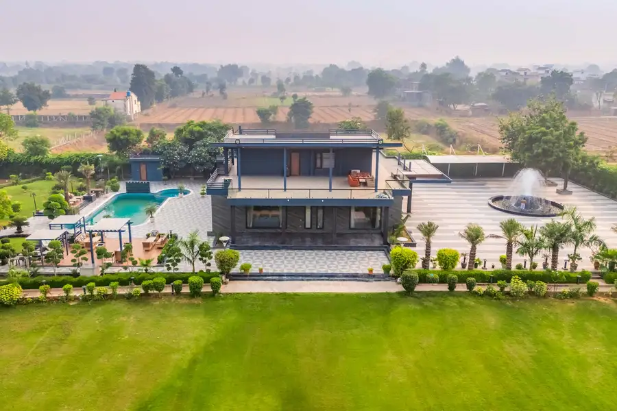 Hampton Acres W/ Outdoor Pool - Sohna, New Delhi