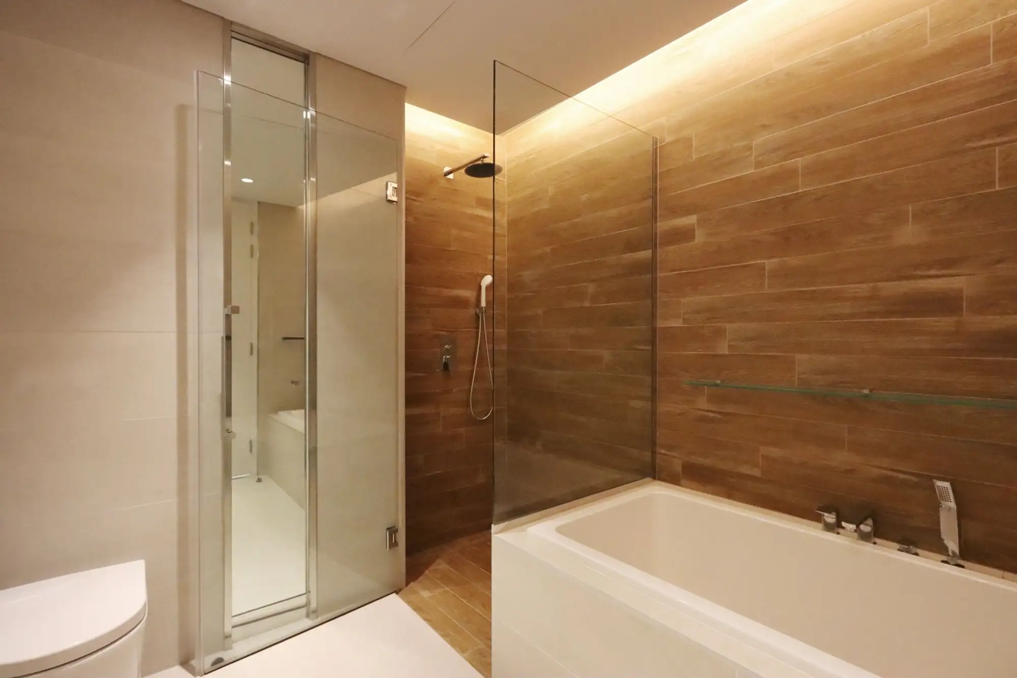 High-End 1BR, Dubai