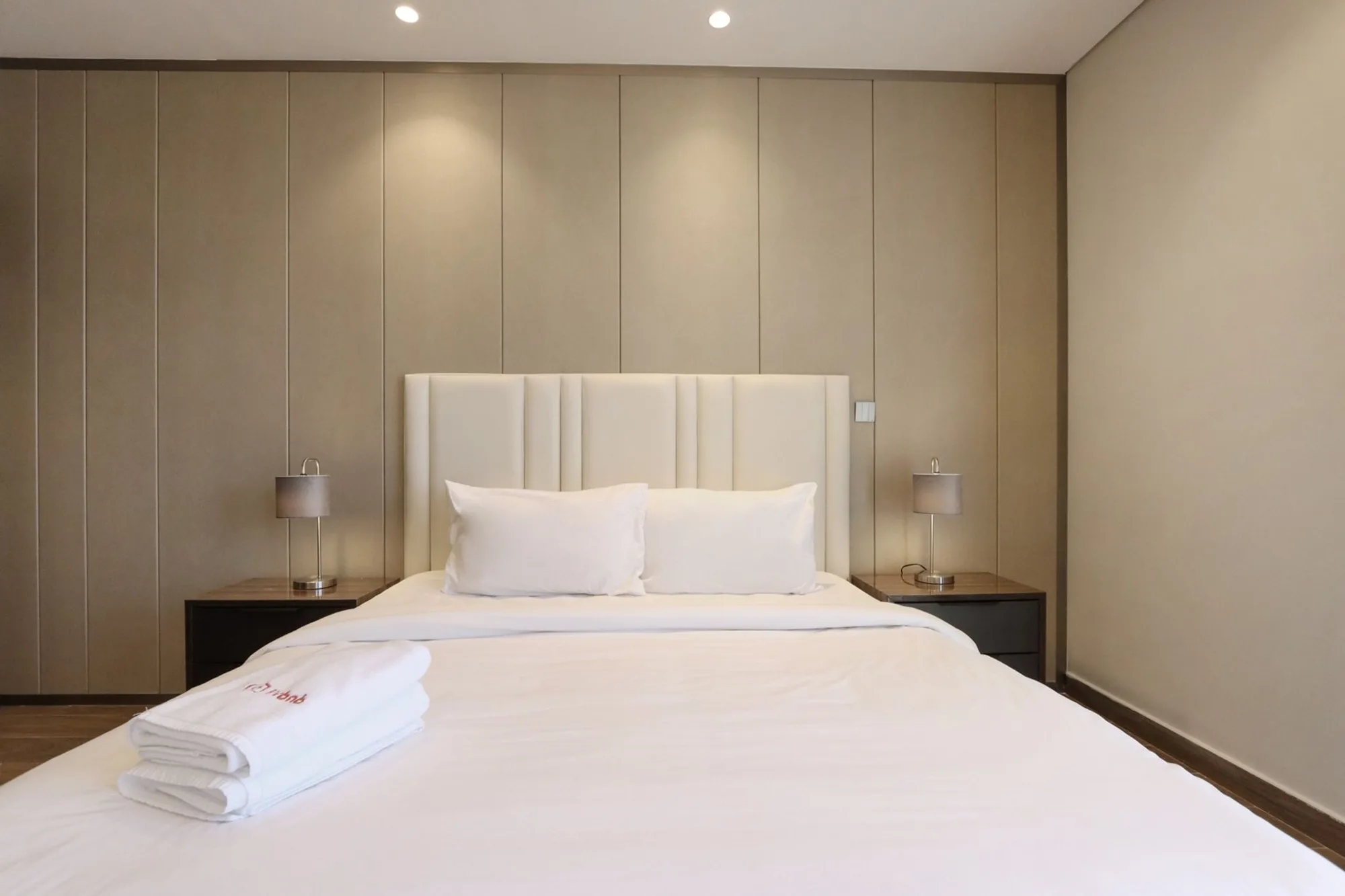 High-Floor 1BR with Burj Khalifa View, Dubai