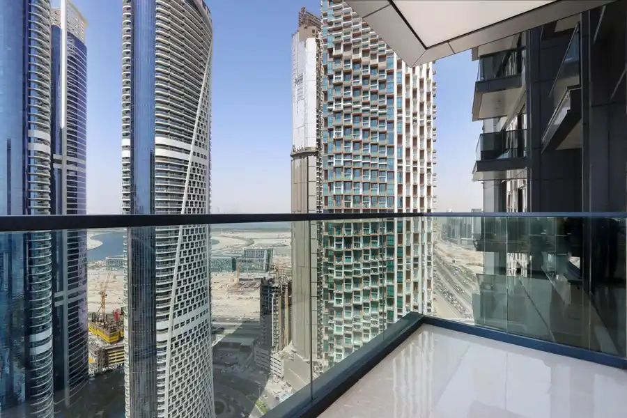 High-Floor 1BR with Burj Khalifa View, Dubai