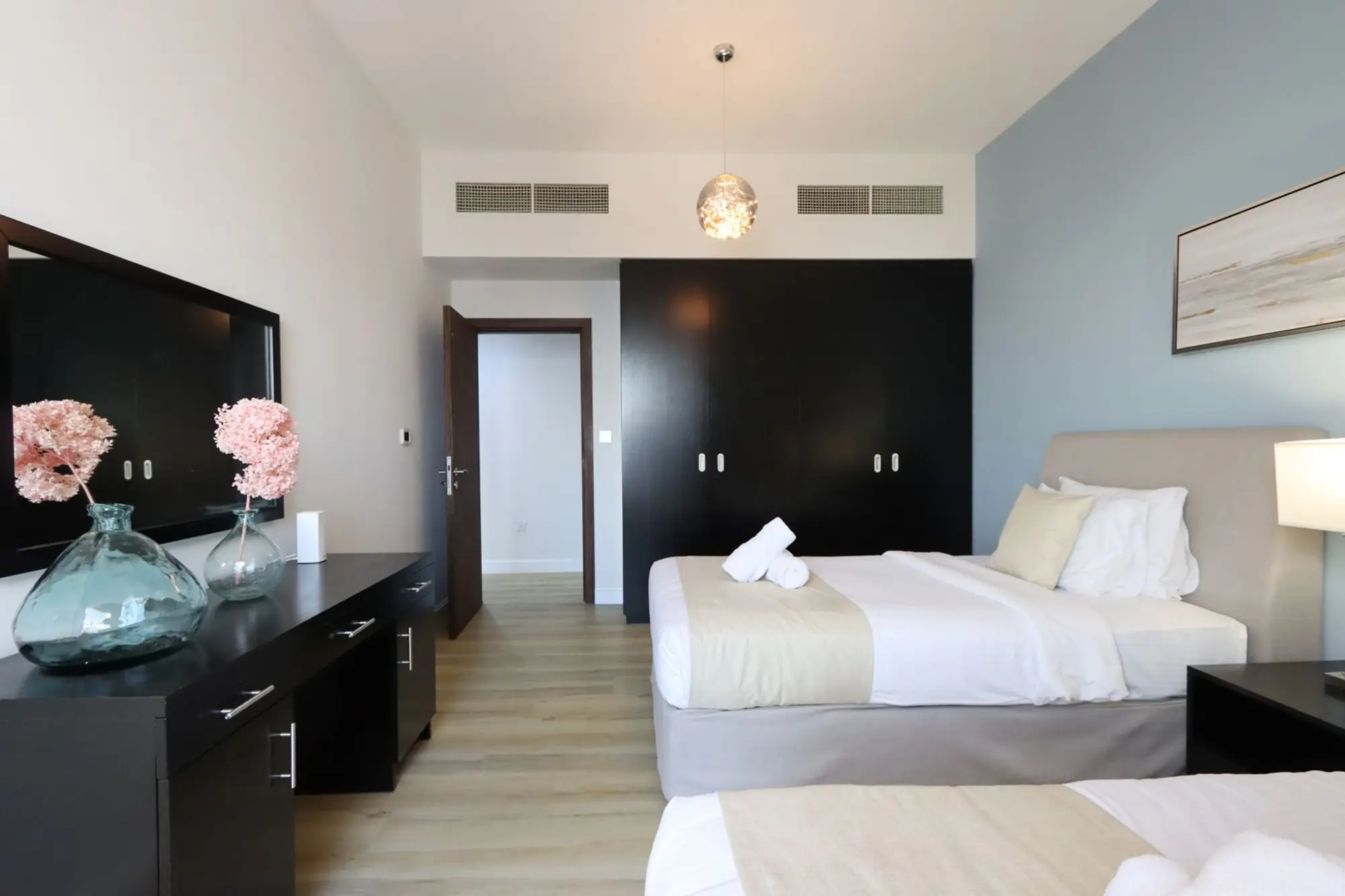 High Floor 2B Marina View, Dubai