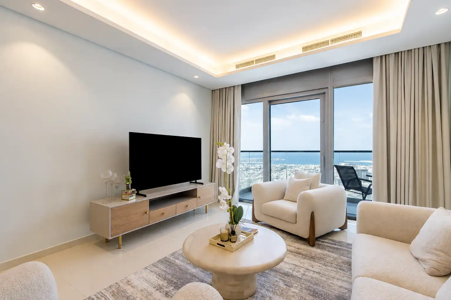 High-Floor 2BR, Dubai