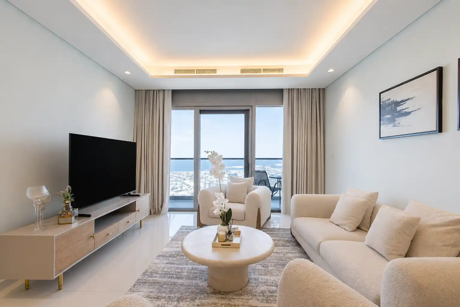 High-Floor 2BR, Dubai