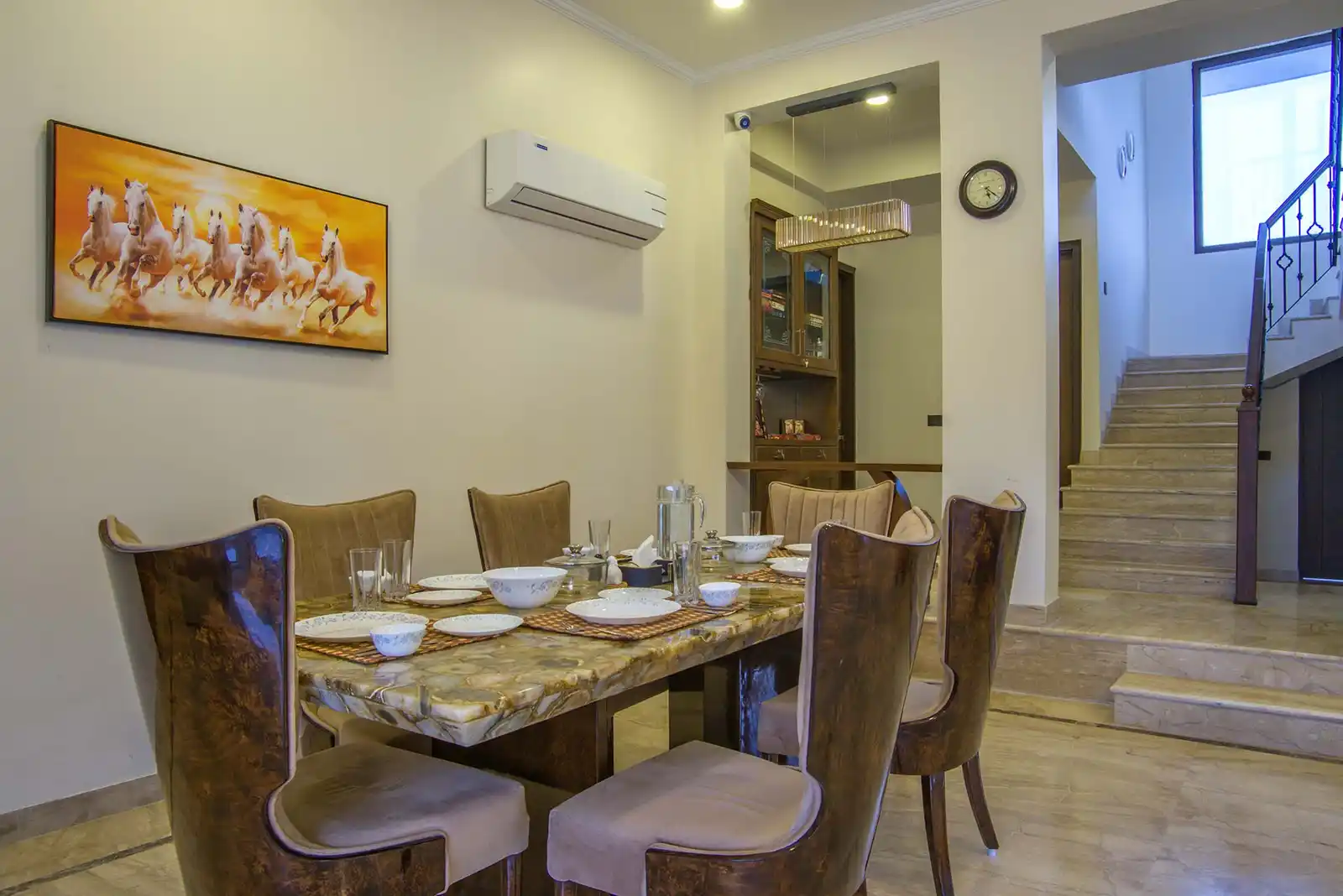 Hillside Paradise W/ Private Pool, Sohna, New Delhi