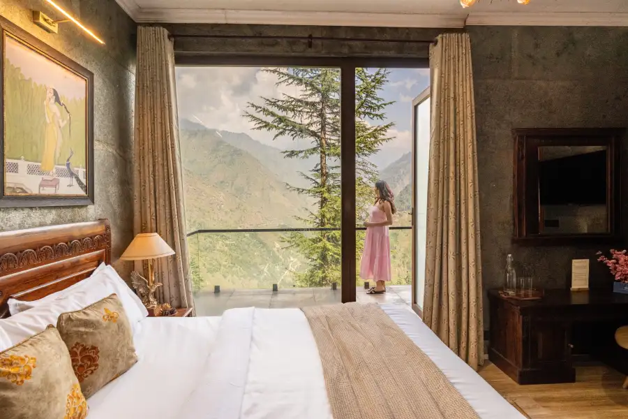 Hillstation Over Tirthan Valley, Tirthan valley