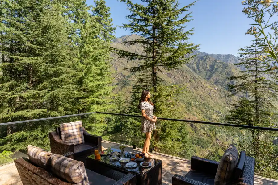 Hillstation Over Tirthan Valley, Tirthan valley