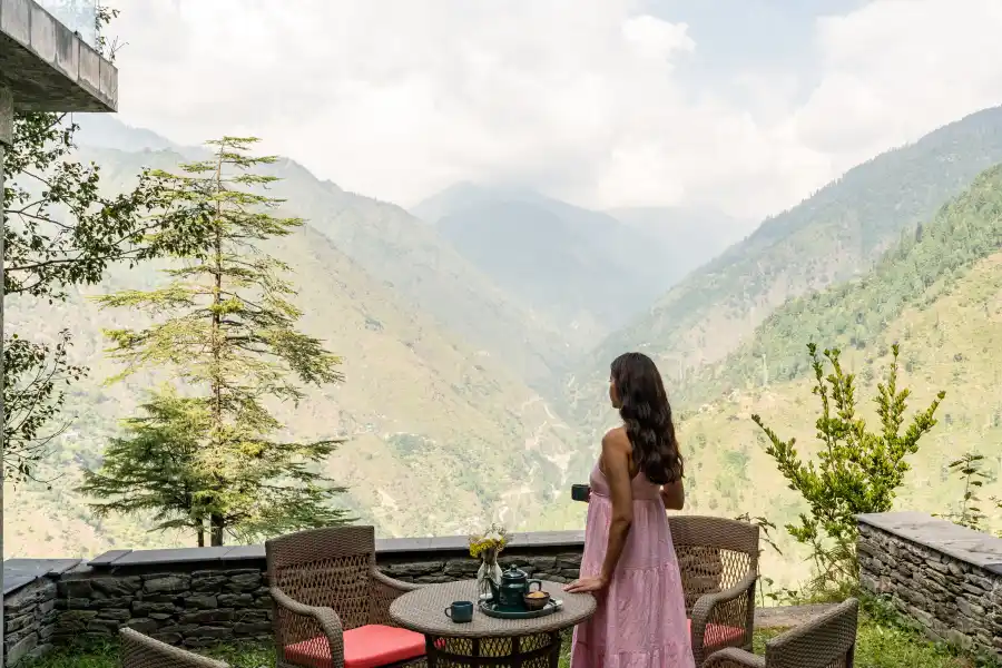 Hillstation Over Tirthan Valley, Tirthan valley
