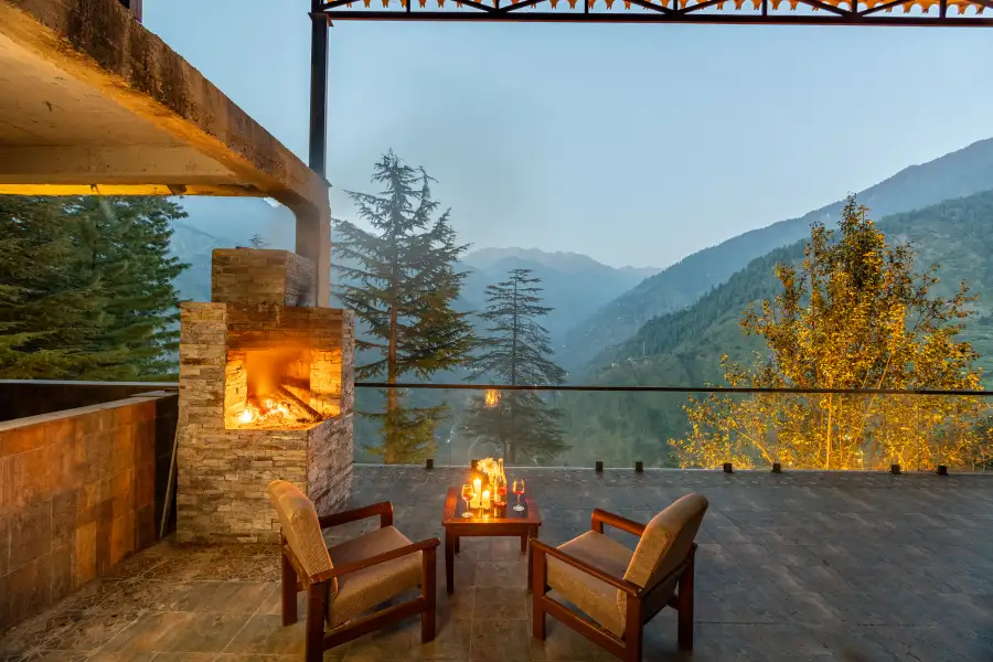 Hillstation Over Tirthan Valley, Tirthan valley