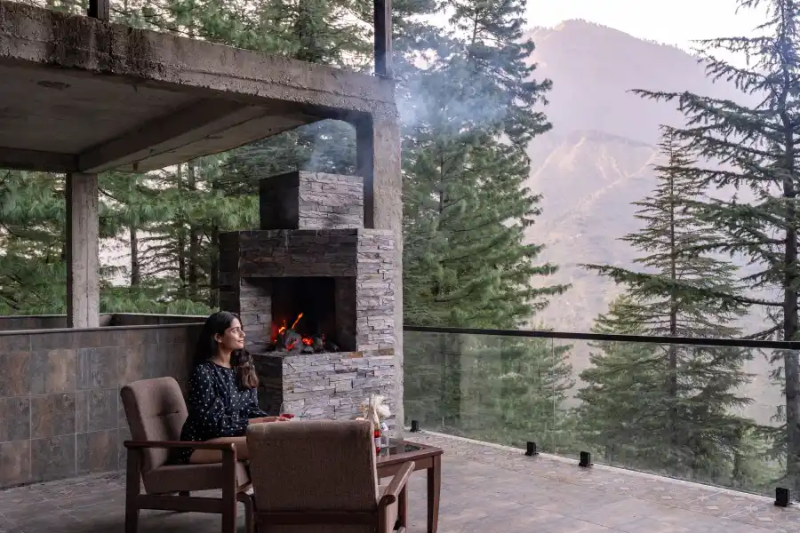 Hillstation Over Tirthan Valley, Tirthan valley