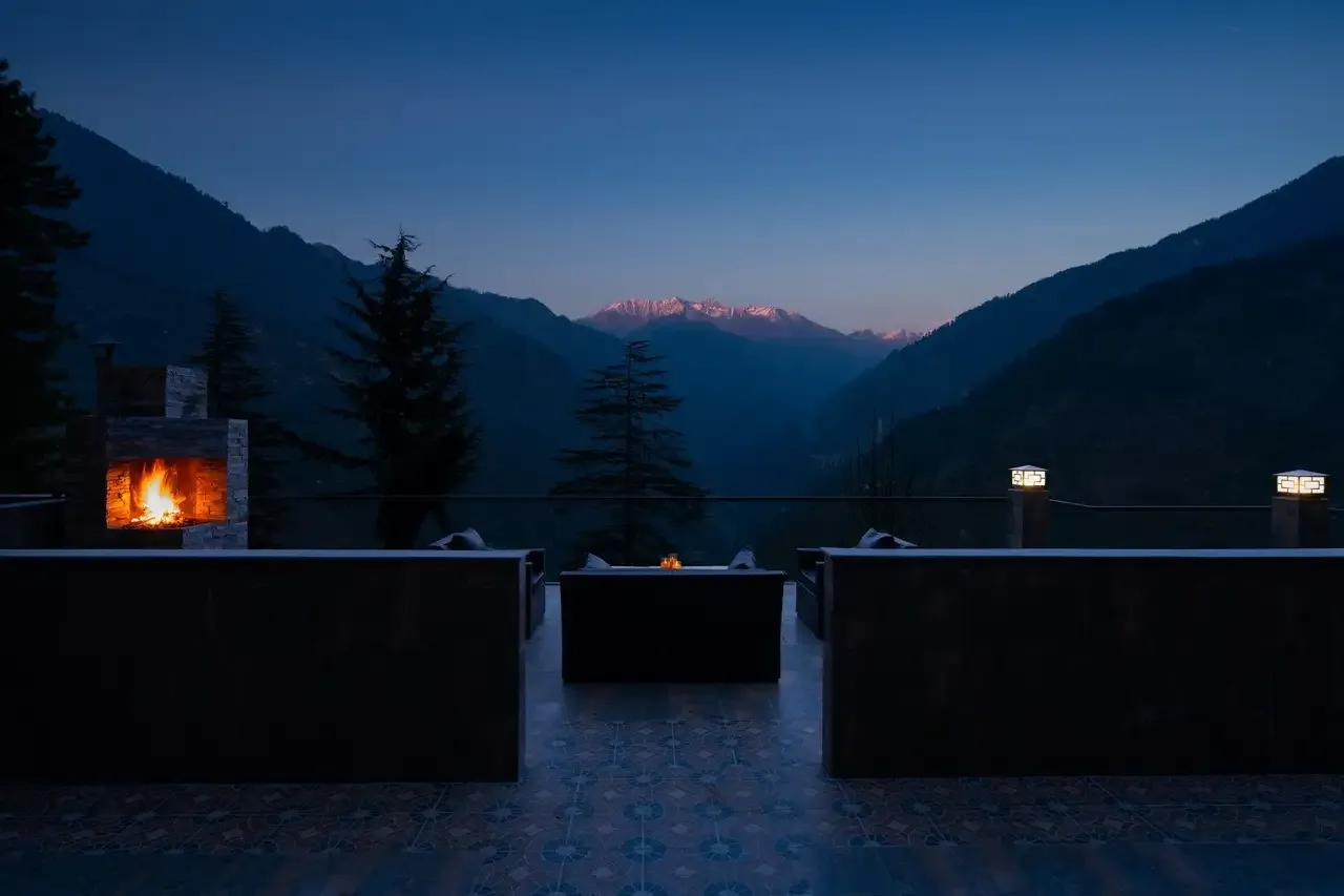 Hillstation Over Tirthan Valley, Tirthan valley