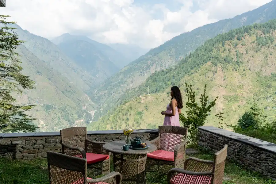 Hillstation Over Tirthan Valley, Tirthan valley