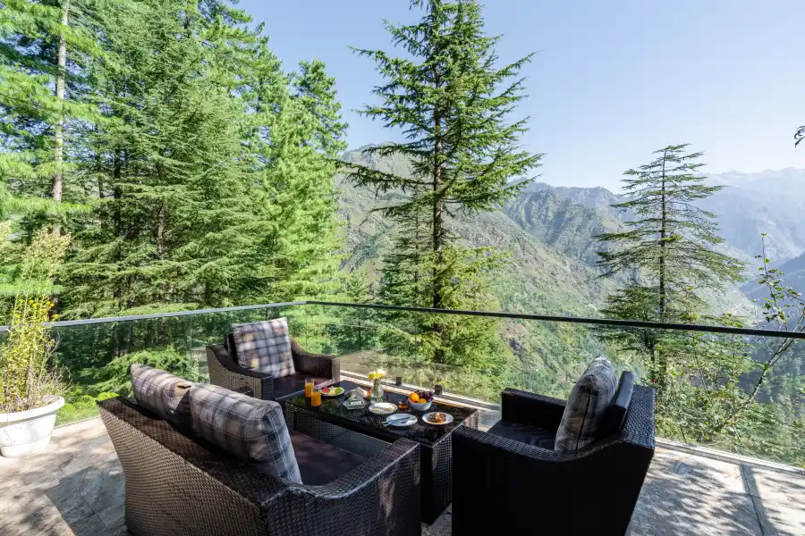 Hillstation Over Tirthan Valley, Tirthan valley