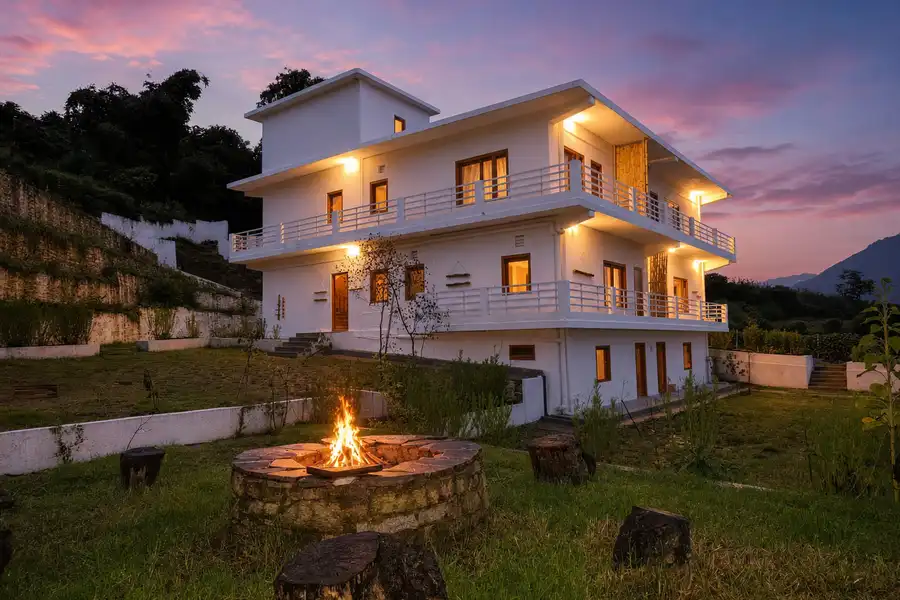 Hoongla Inn-  Lumla, Tawang