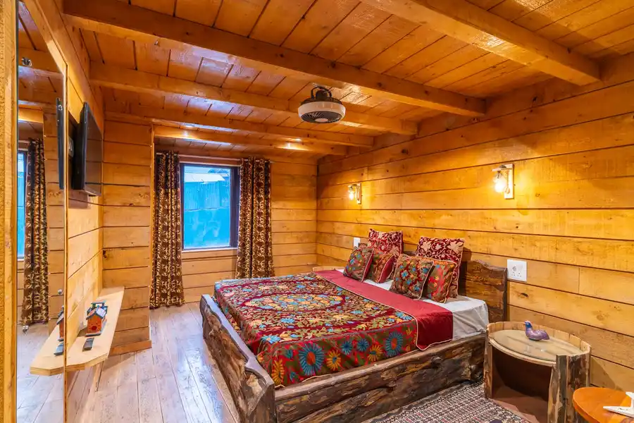 Hope @ Amanat Riverfront Cottage, Pahalgam