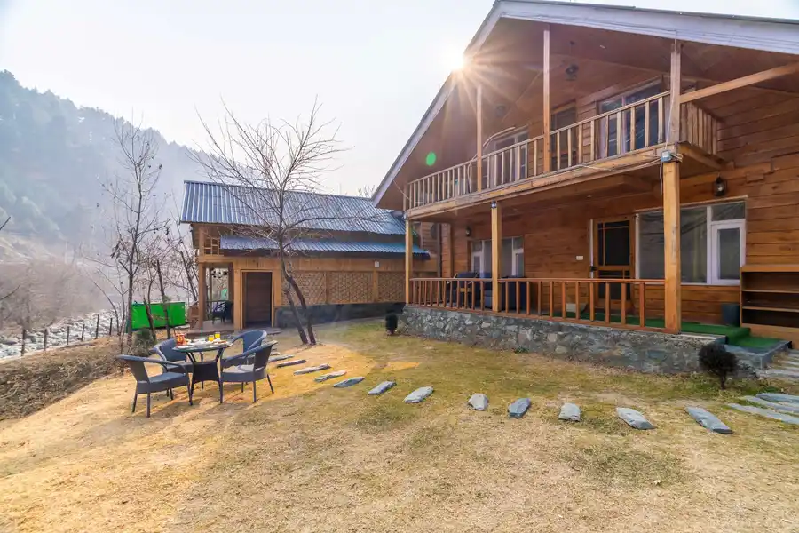 Hope @ Amanat Riverfront Cottage, Pahalgam