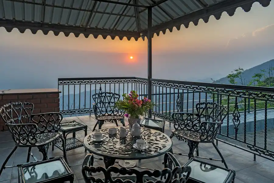 Horizon W/ Outdoor Pool, Kasauli