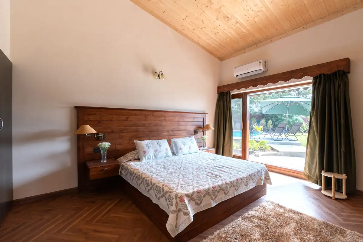Horizon W/ Outdoor Pool, Kasauli
