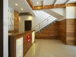 Hotel 30 Degree Mussoorie - On Mall Road with Parking Reception