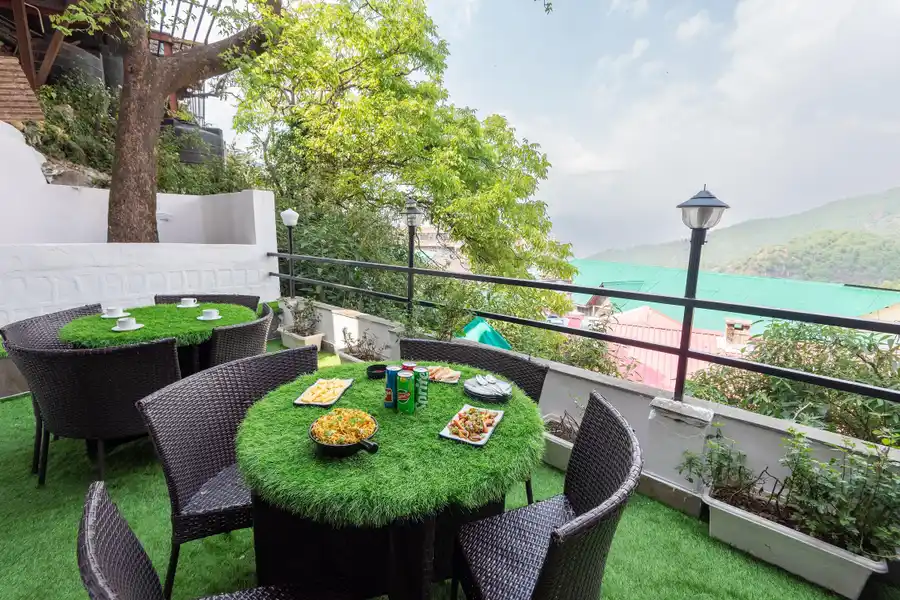 Hotel 30 Degree Mussoorie - On Mall Road with Parking Others