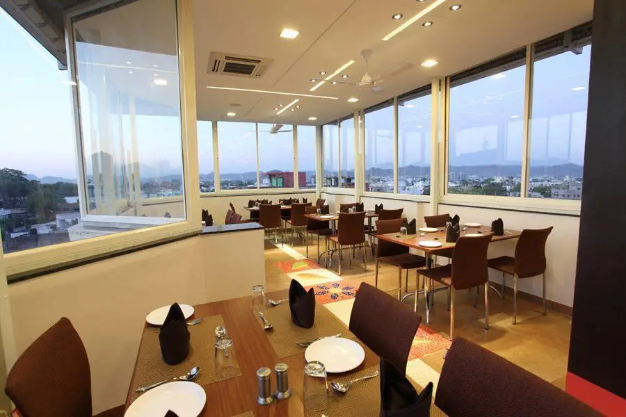 HOTEL DAYAL Outdoors