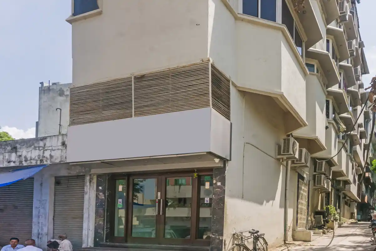 HOTEL DAYAL Entrance