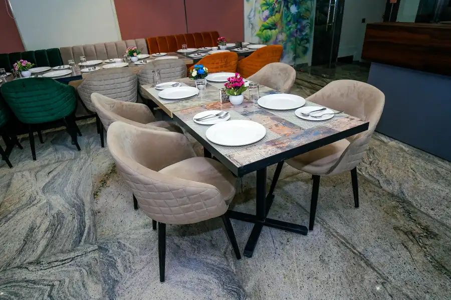 Hotel Lords Valley Restaurant/Dining