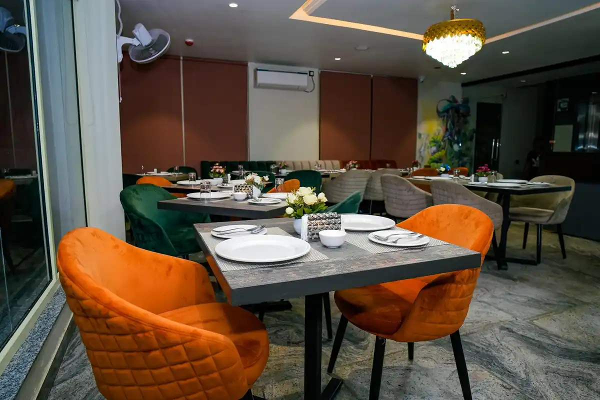 Hotel Lords Valley Restaurant/Dining
