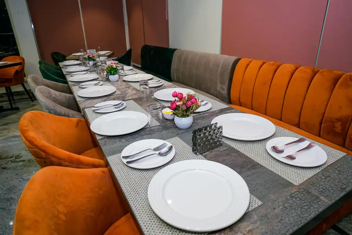 Hotel Lords Valley Restaurant/Dining