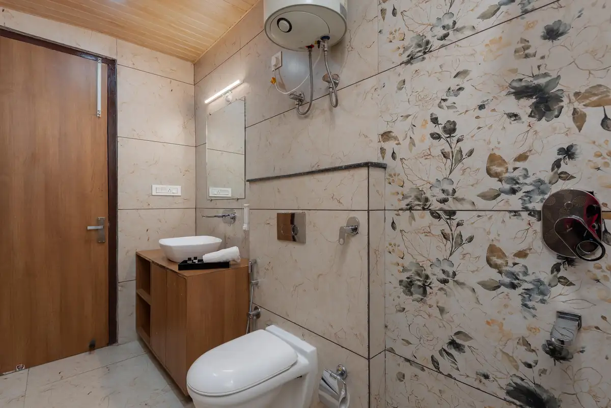 Hotel Moonglade Dalhousie Bathroom