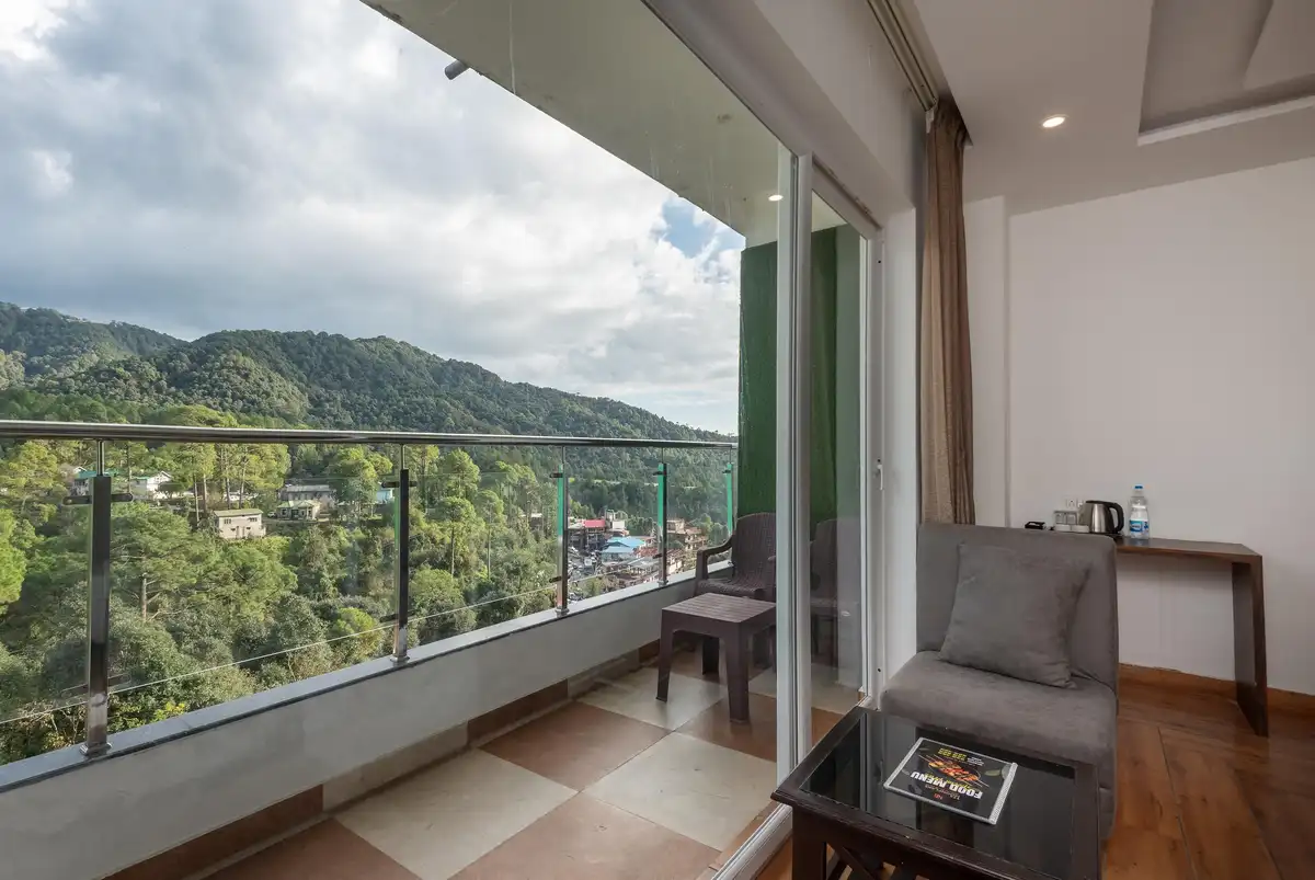 Hotel Moonglade Dalhousie Views