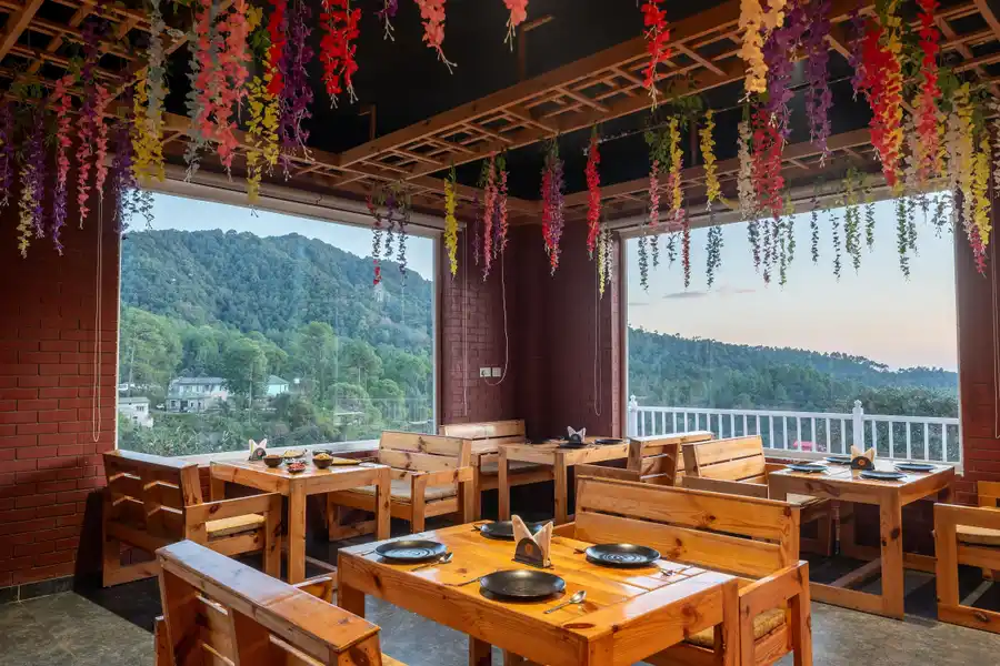 Hotel Moonglade Dalhousie Restaurant/Dining