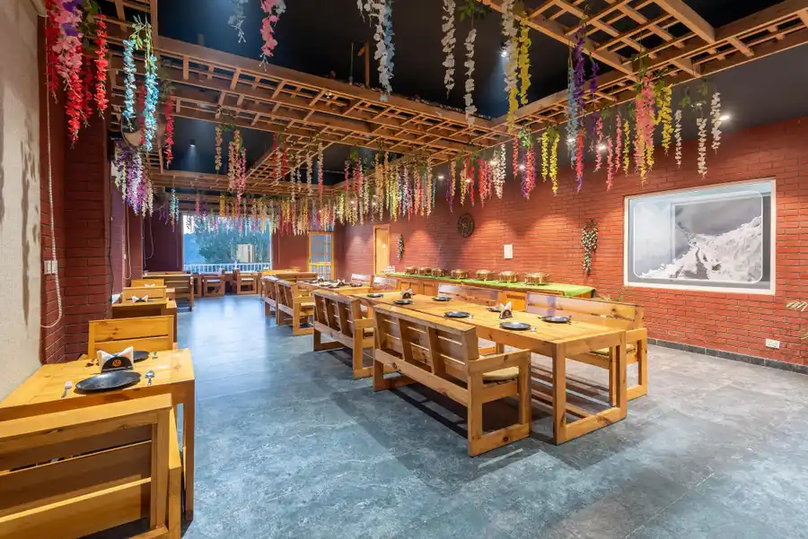 Hotel Moonglade Dalhousie Restaurant/Dining