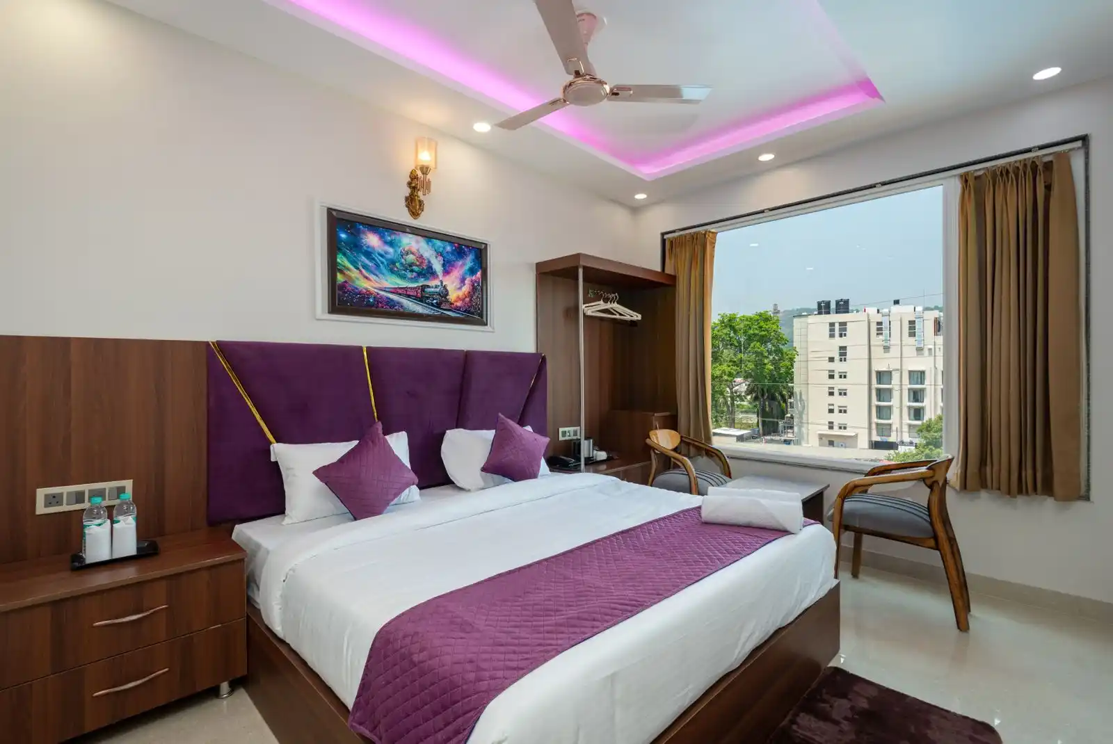 Hotel Purple Dot Haridwar Room