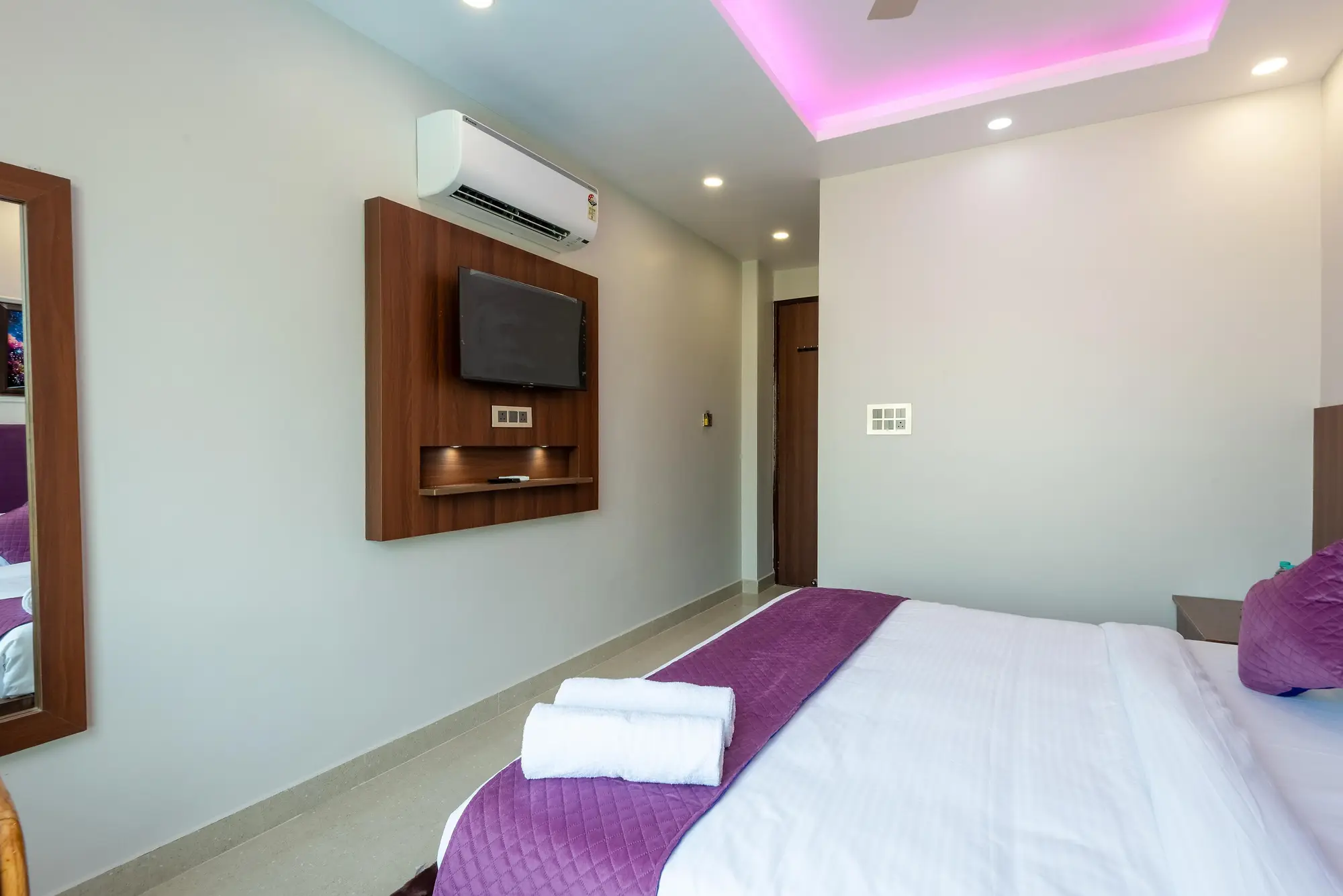 Hotel Purple Dot Haridwar Room