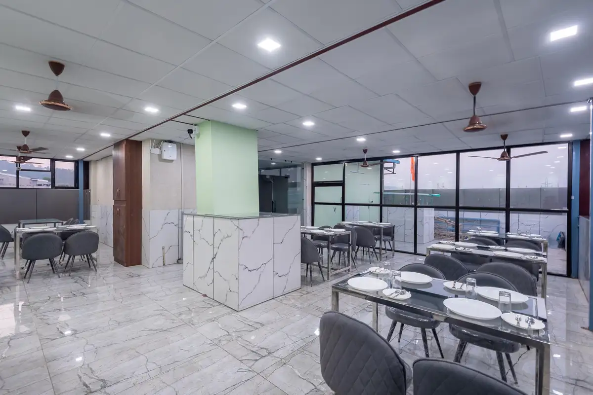 Hotel Purple Dot Haridwar Restaurant