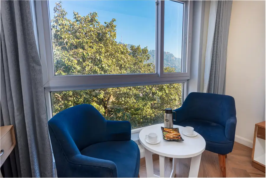 Hotel Sapling Mussoorie - 500MTR Picture Palace Mall Road Bedroom