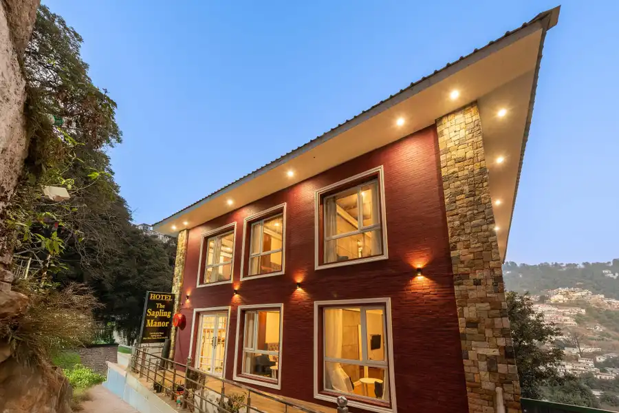 Hotel Sapling Mussoorie - 500MTR Picture Palace Mall Road Entrance