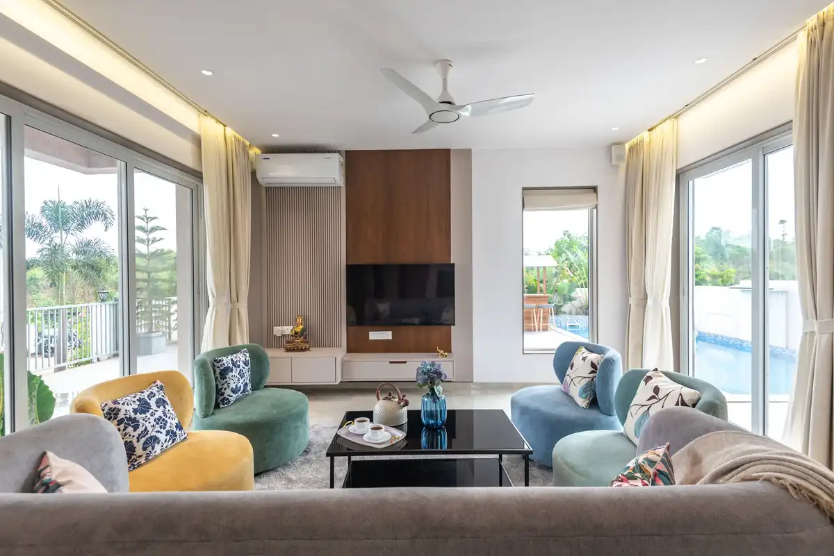 House of Dawn, Karjat