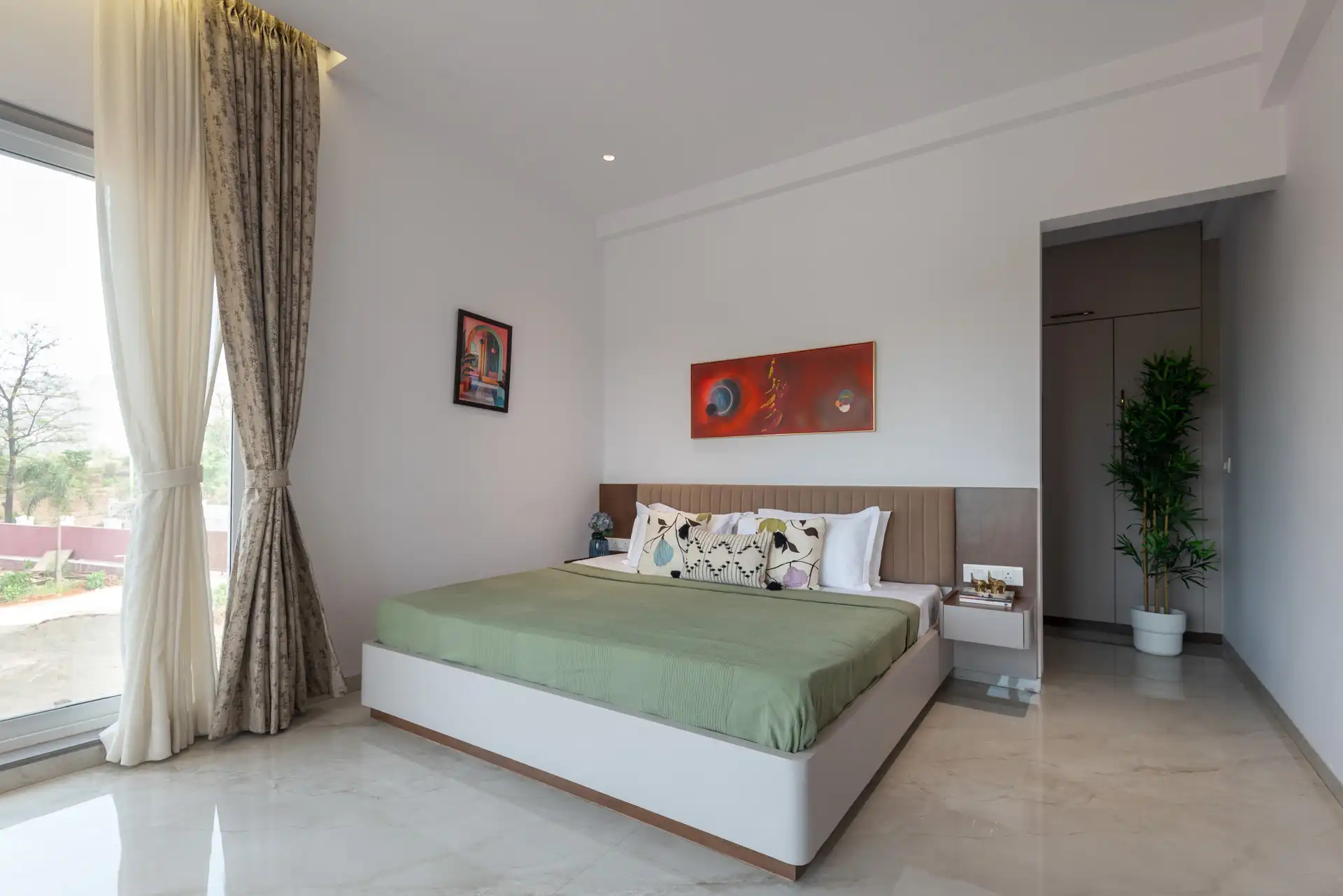 House of Dawn, Karjat