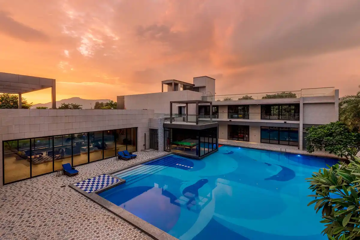 House of Nine, Lonavala