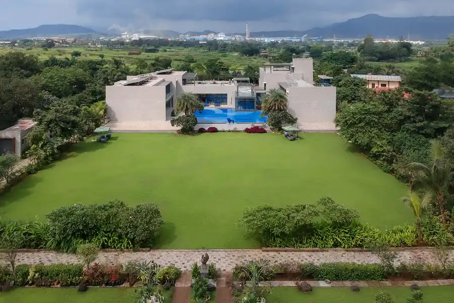 House of Nine, Lonavala