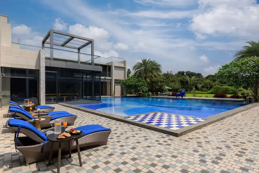House of Nine, Lonavala