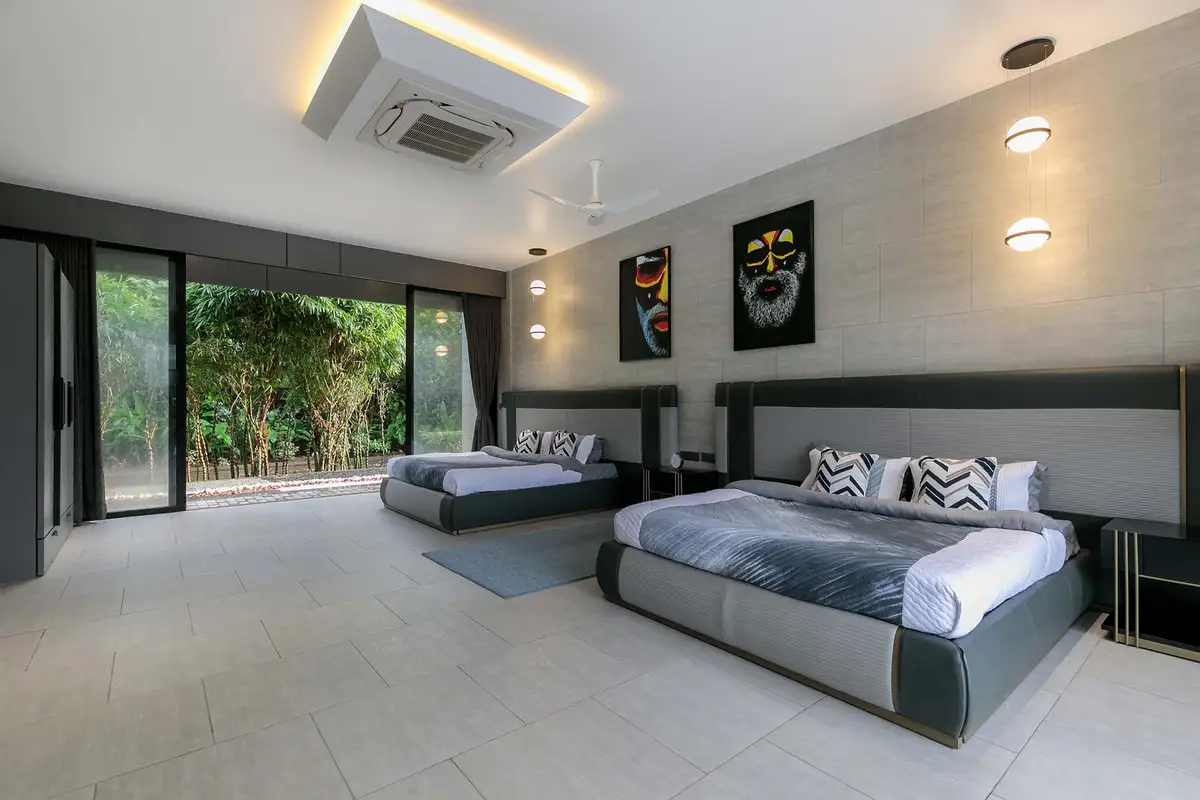 House of Nine, Lonavala