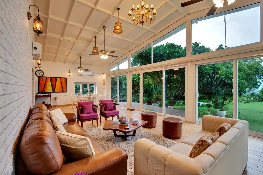 Idyllic Farmhouse - A Glasshouse, New Delhi