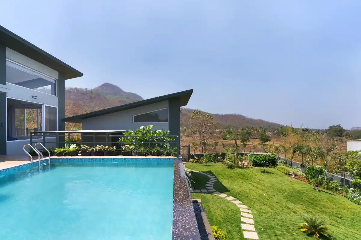Infinity and Beyond, Alibaug