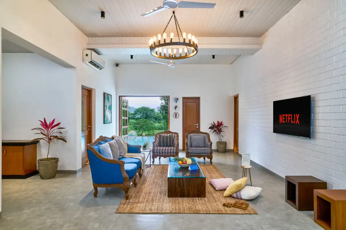 Ira, Karjat