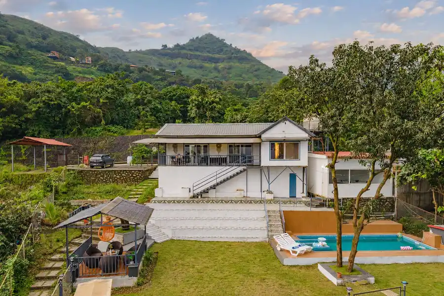 Iris Valley, Pune