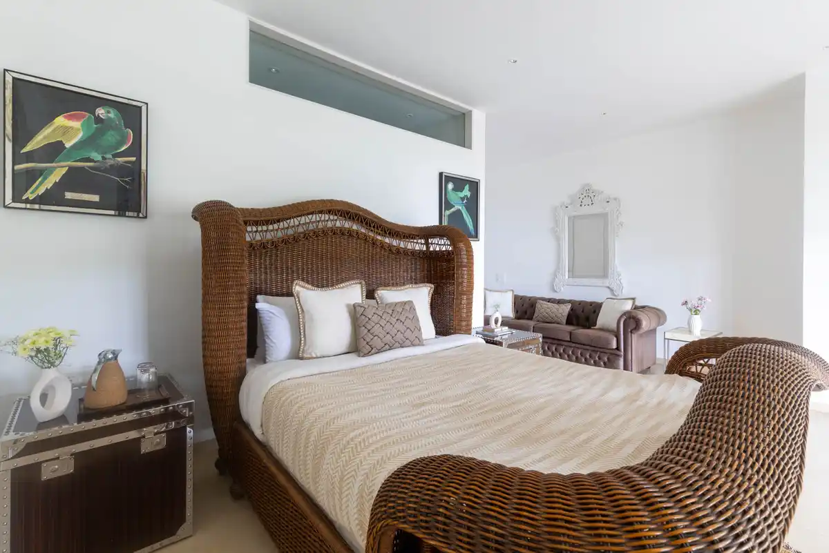 Ivory House, Alibaug
