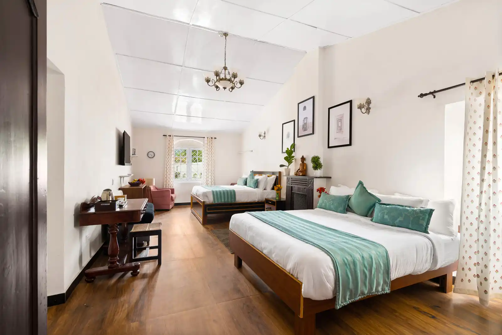 Ivory @ The Alcove, Ooty