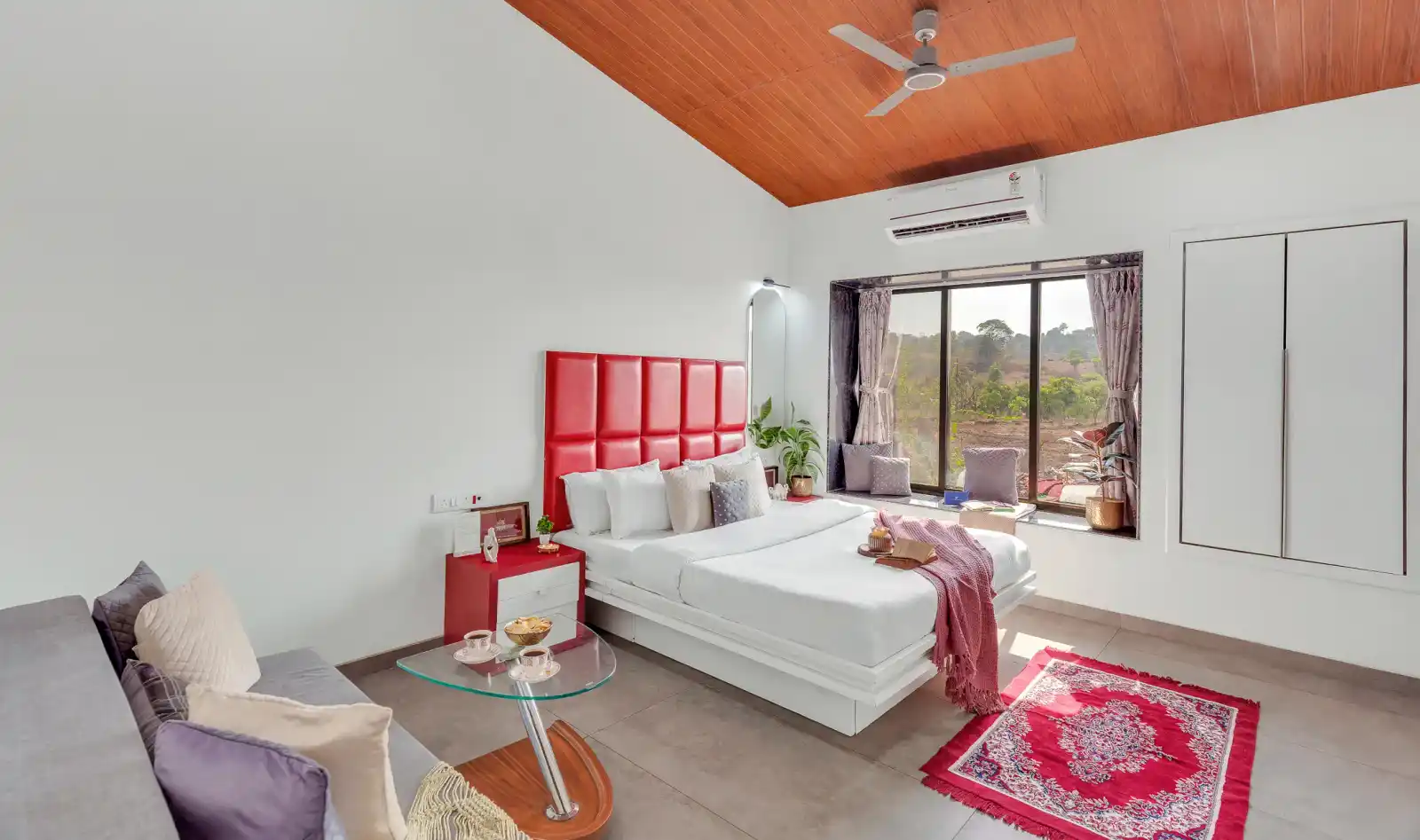 Ivy Courtyard, Khopoli